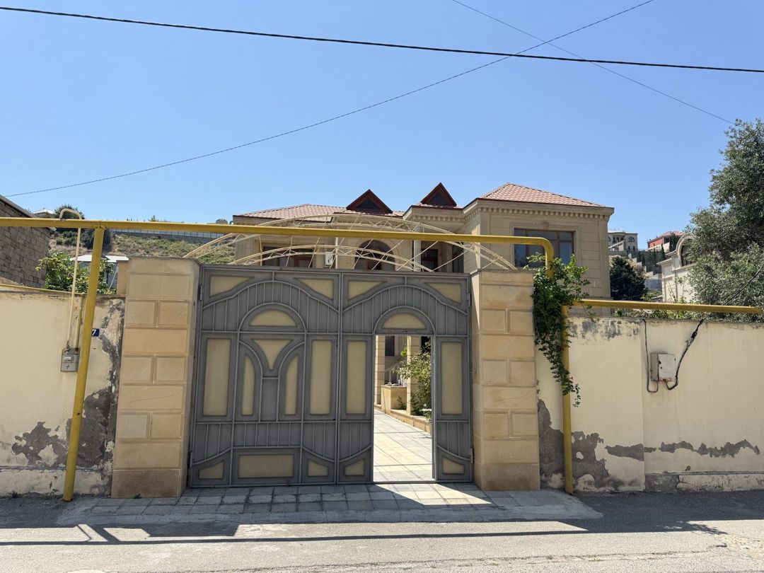 Satılır 4 otaqlı həyət evi/bağ evi 250 m² — Ev, villa, Bakı (12)