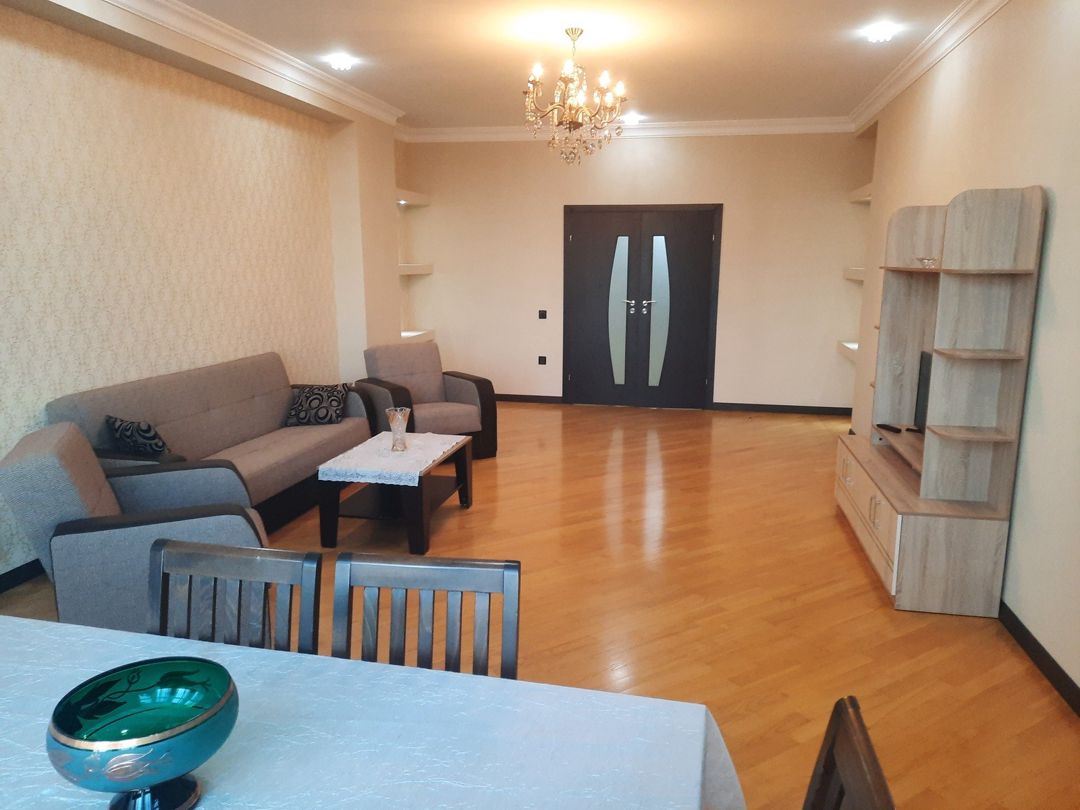 İcarəyə verilir 3 otaqlı yeni tikili 138 m² — Mənzil, Bakı (3)