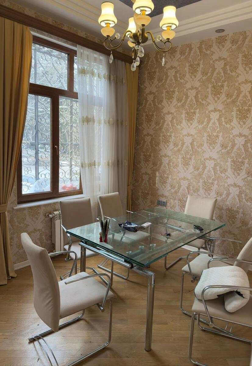 Satılır 2 otaqlı köhnə tikili 75 m² — Mənzil, Bakı (4)