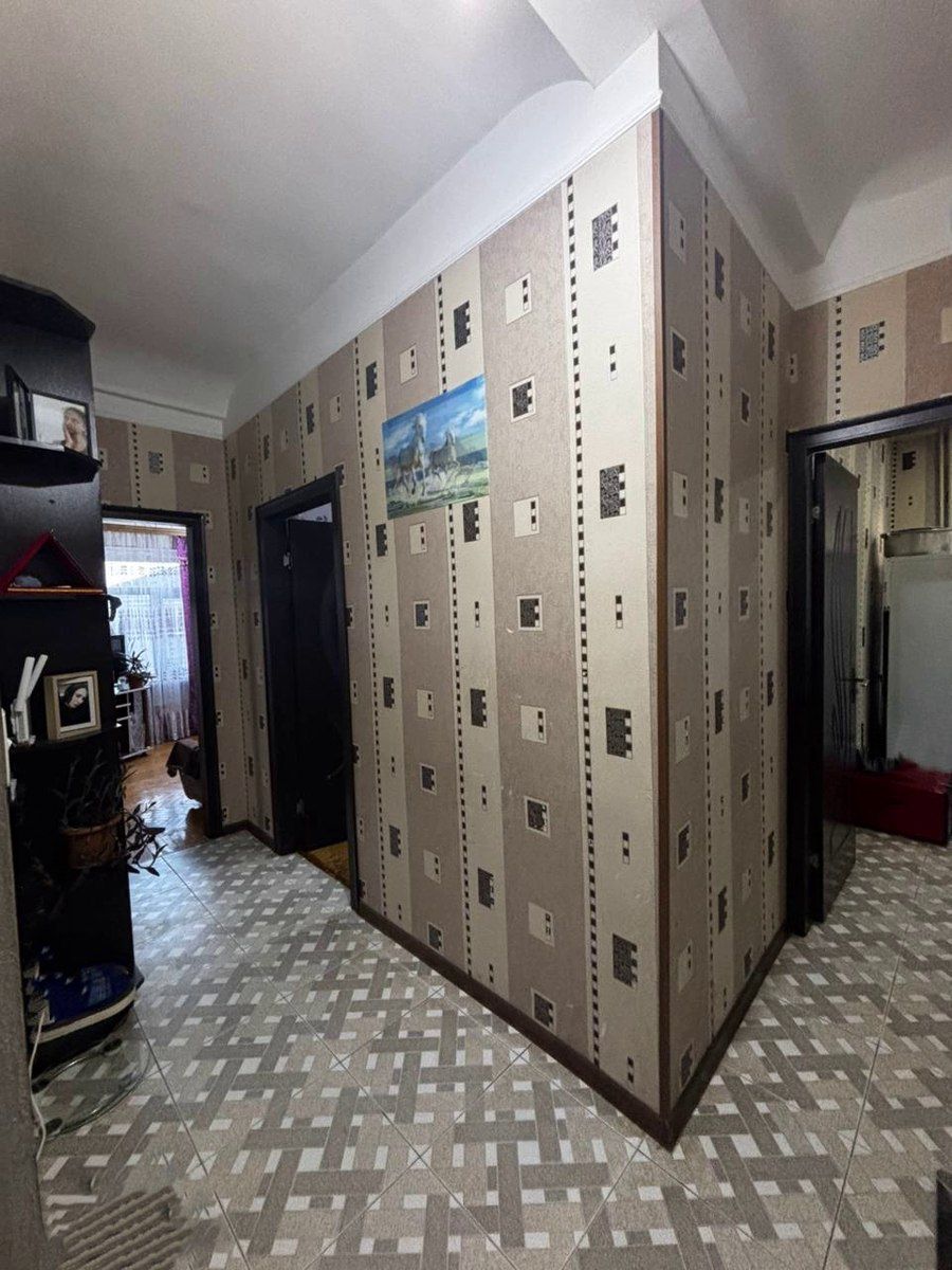Satılır 2 otaqlı köhnə tikili 44 m² — Mənzil, Bakı (3)