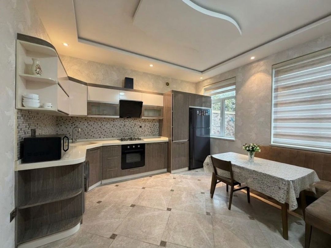 Satılır 7 otaqlı həyət evi/bağ evi 350 m² — Ev, villa, Bakı (6)