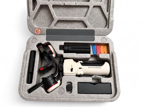 Zhiyun Crane M3 – 3-Axis Gimbal tənzimləyicisi — 320 ₼ · Bakı · Foto və video texnikası Zhiyun Crane M3 – 3-Axis Gimbal tənzimləyicisi — Bakı