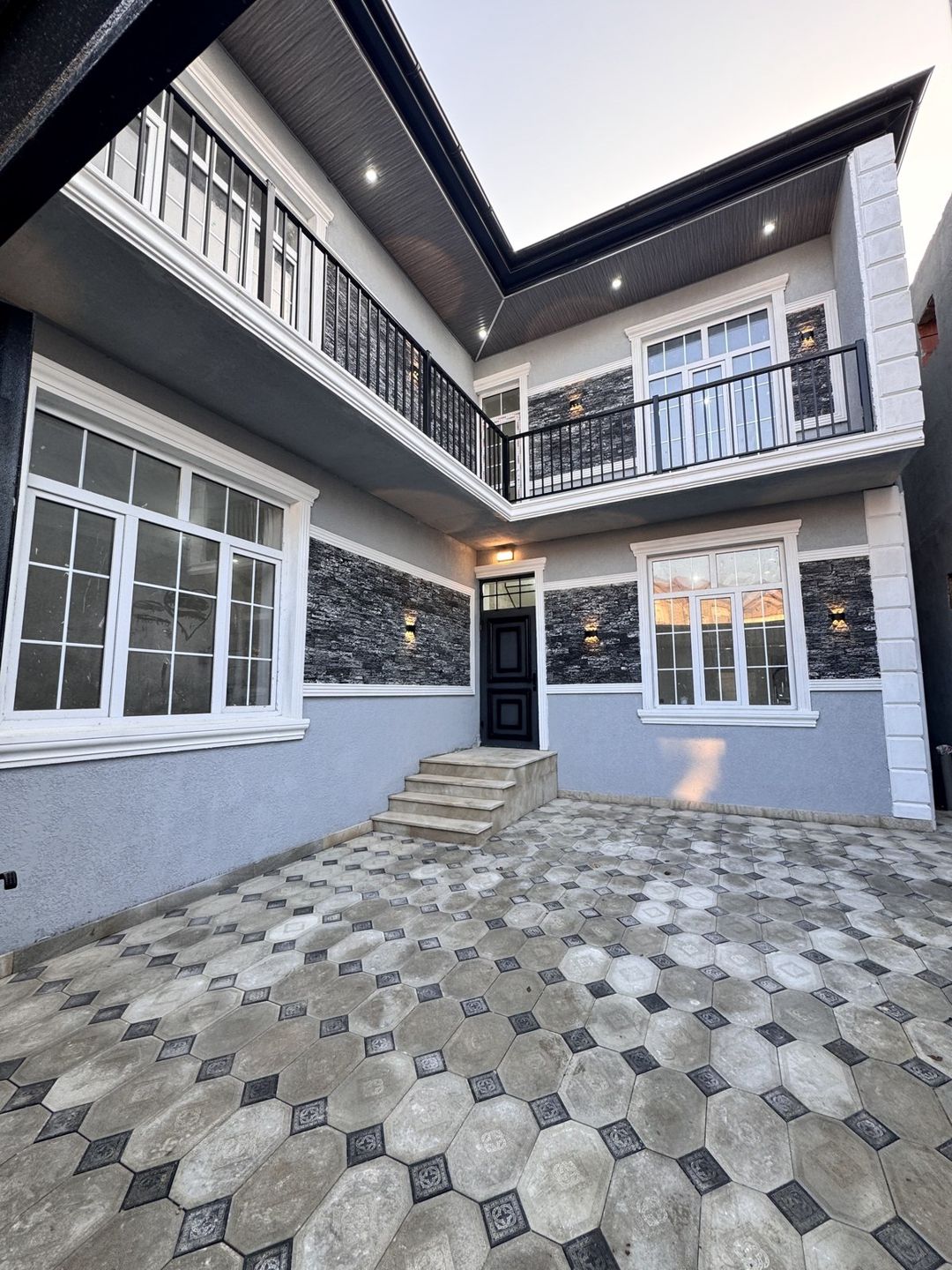 Satılır 5 otaqlı həyət evi/bağ evi 130 m² — Ev, villa, Bakı (2)
