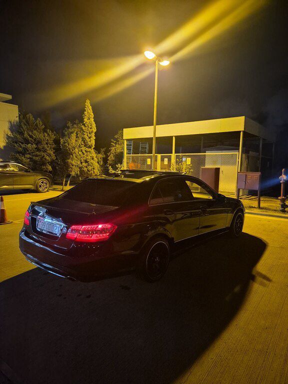 Mercedes E 250, 1.8 L, 2011 il, 241 453 km 99-OG-021 — Avtomobillər, Bakı (6)