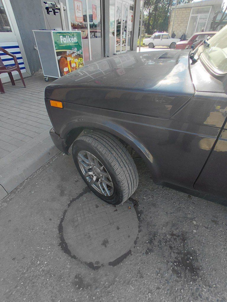 Lada (VAZ) Niva, 1.7 L, 2015 il, 128 000 km 90-ZG-017 — Avtomobillər, Xaçmaz (5)