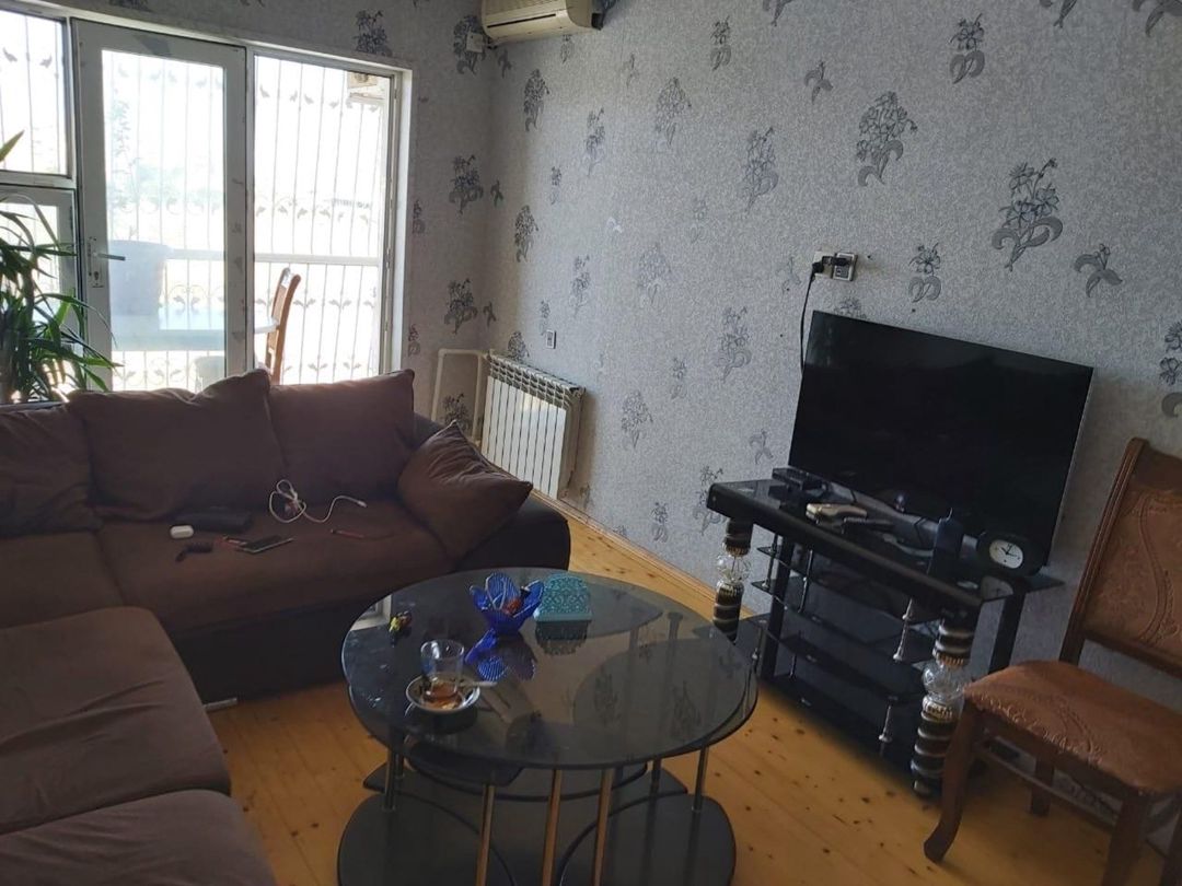 Satılır 4 otaqlı köhnə tikili 100 m² — Mənzil, Bakı (8)