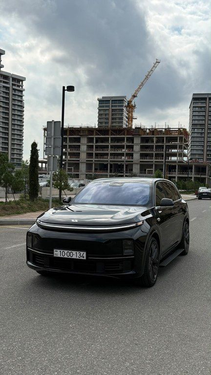 Li Auto L7, 1.5 L, 44.5 kWh, 2024 il, 19 980 km 10-OO-134 — Avtomobillər, Bakı (2)