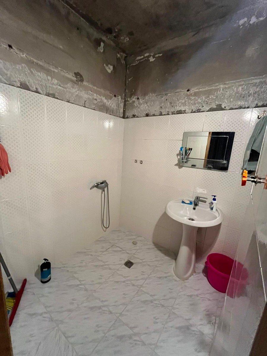 Satılır 4 otaqlı köhnə tikili 100 m² — Mənzil, Bakı (6)