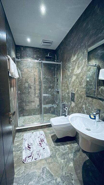 İcarəyə verilir 3 otaqlı yeni tikili 180 m² — Mənzil, Bakı (10)
