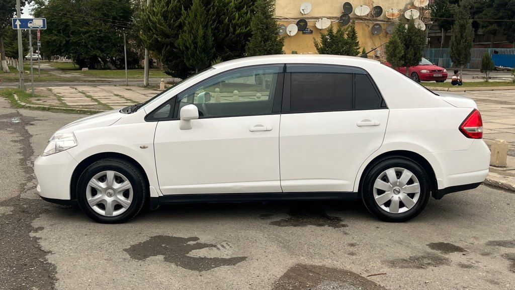 Nissan Tiida, 1.5 L, 2011 il, 78 000 km — Avtomobillər, Bakı (5)
