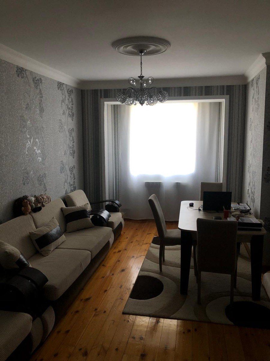 Satılır 4 otaqlı köhnə tikili 100 m² — Mənzil, Bakı (2)
