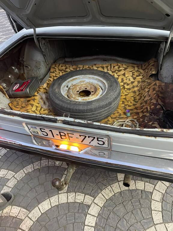 GAZ 24 "Volga", 2.5 L, 1989 il, 15 000 km 51-BF-775 — Avtomobillər, Gəncə (4)