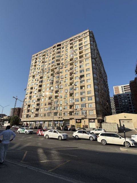 Satılır 2 otaqlı yeni tikili 86 m² — 240 000 ₼ · Bakı · Mənzil Satılır 2 otaqlı yeni tikili 86 m² — Bakı