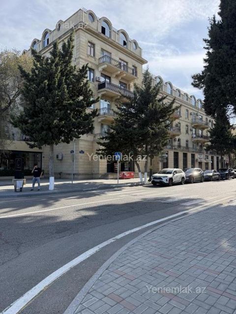 Satılır 3 otaqlı Bina evi menzil (Köhnə tikili), 80 m², 2-ci məhəllə — Sumqayıt