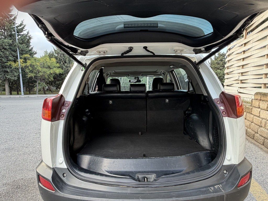 Toyota RAV4, 2.0 L, 2014 il, 252 000 km — Avtomobillər, Bakı (8)