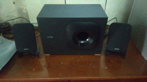 Edirler kolonka təzə kimidi əla səs effekti 6 ci mikrorayon — 50 ₼ · Bakı · Akustik sistemlər Edirler kolonka təzə kimidi əla səs effekti 6 ci mikrorayon — Bakı