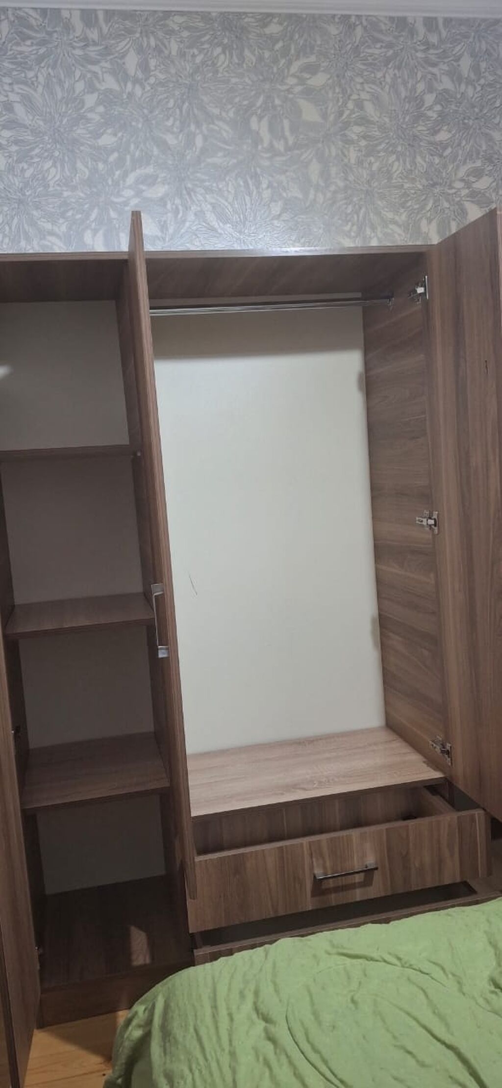 4 qapılı dolab 170 az işlənib, əla vəziyyətdə, köçlə bağlı məcbur — Şkaflar, Xırdalan (2)