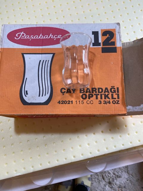 Armudu stəkanlar — Bakı