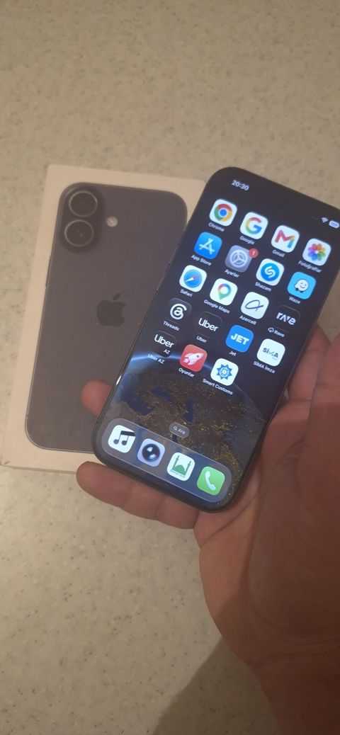 IPhone 15, Qara, Face ID — 1 700 ₼ · Qobu · Apple iPhone IPhone 15, Qara, Face ID — Qobu