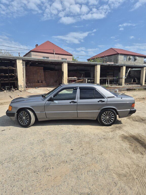 Mercedes 190, 2.0 L, 1990 il, 339 000 km 99-VO-204 — Avtomobillər, Bakı (2)