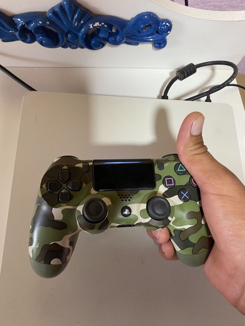 Sony PlayStation 4 Slim (ağ rəng) oyun konsolu 1tp yandaş 2 oyun — Oyun konsolları, Beyləqan (3)