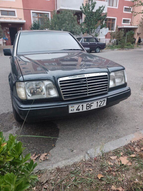 Mercedes E 220, 2.2 L, 1994 il, 624 000 km 41-BF-127 — Avtomobillər, Tərtər