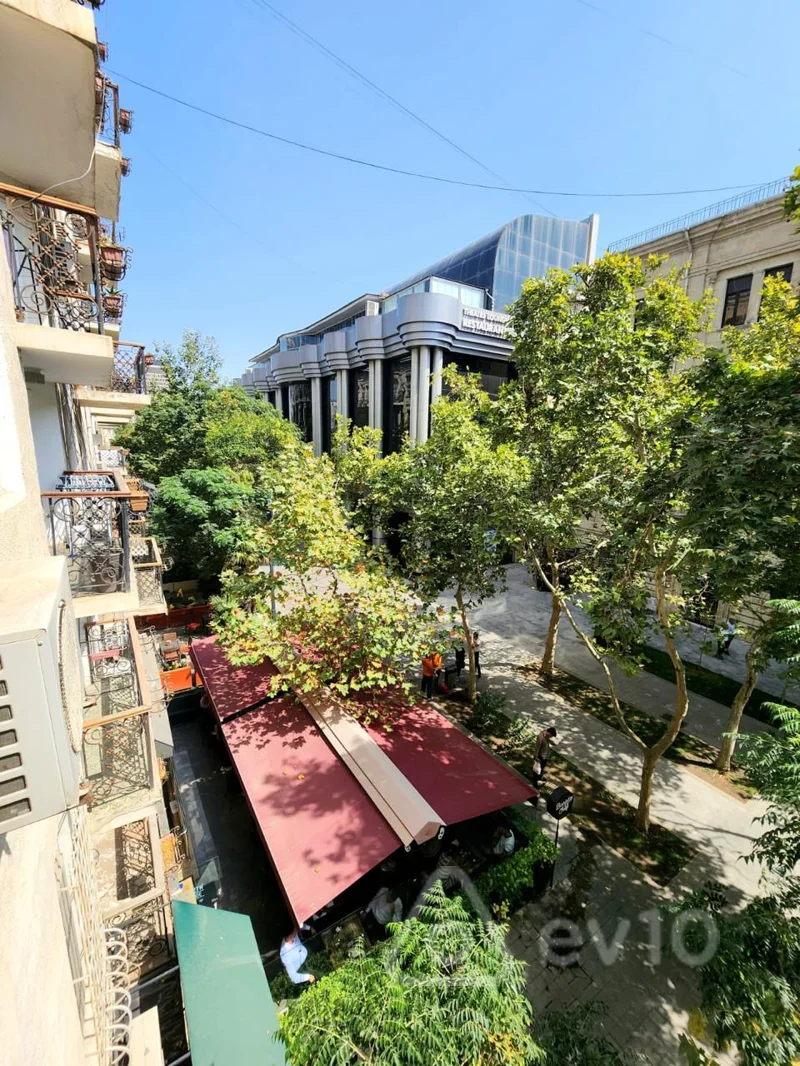 2 otaqlı mənzil, 70 m², opera teatr — kirayə — Mənzil, Bakı (7)
