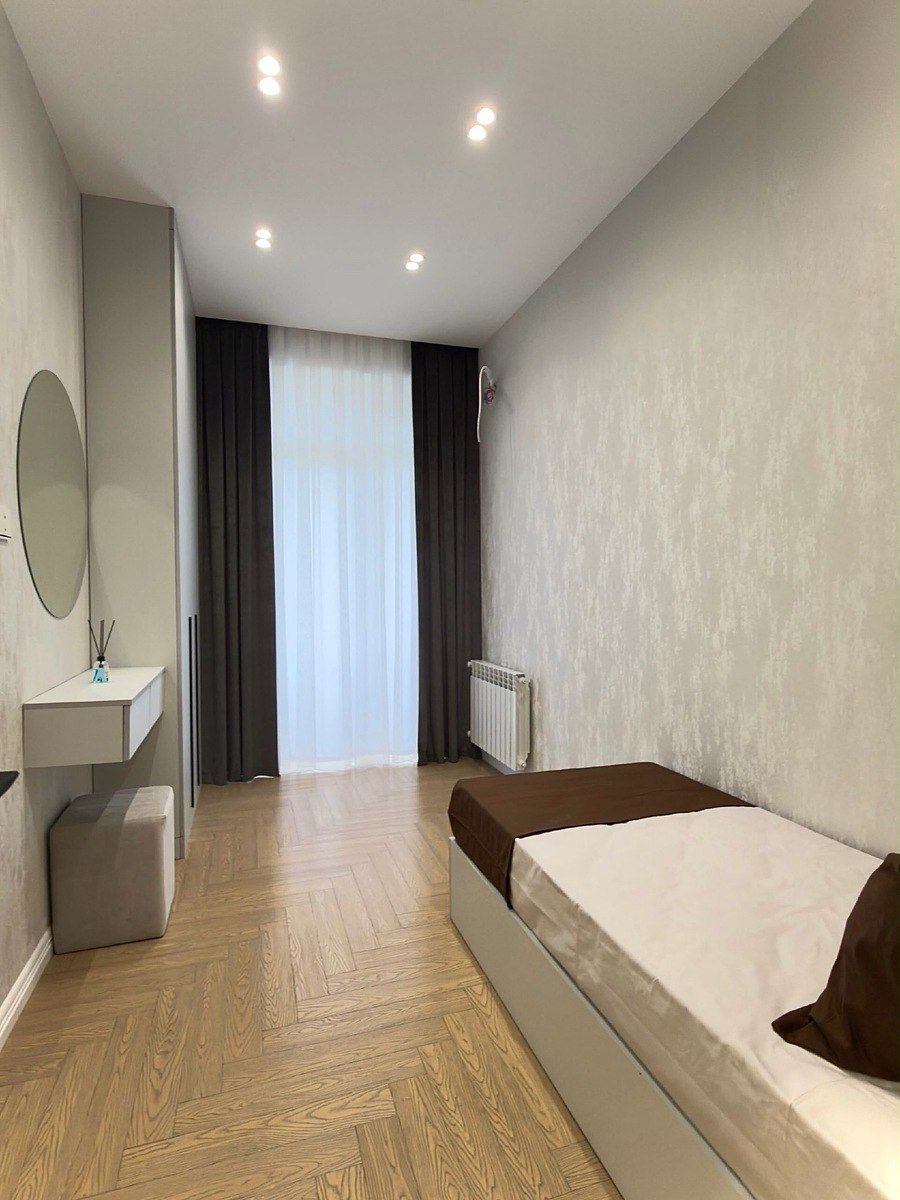 Satılır 4 otaqlı yeni tikili 142 m² — Mənzil, Bakı (9)