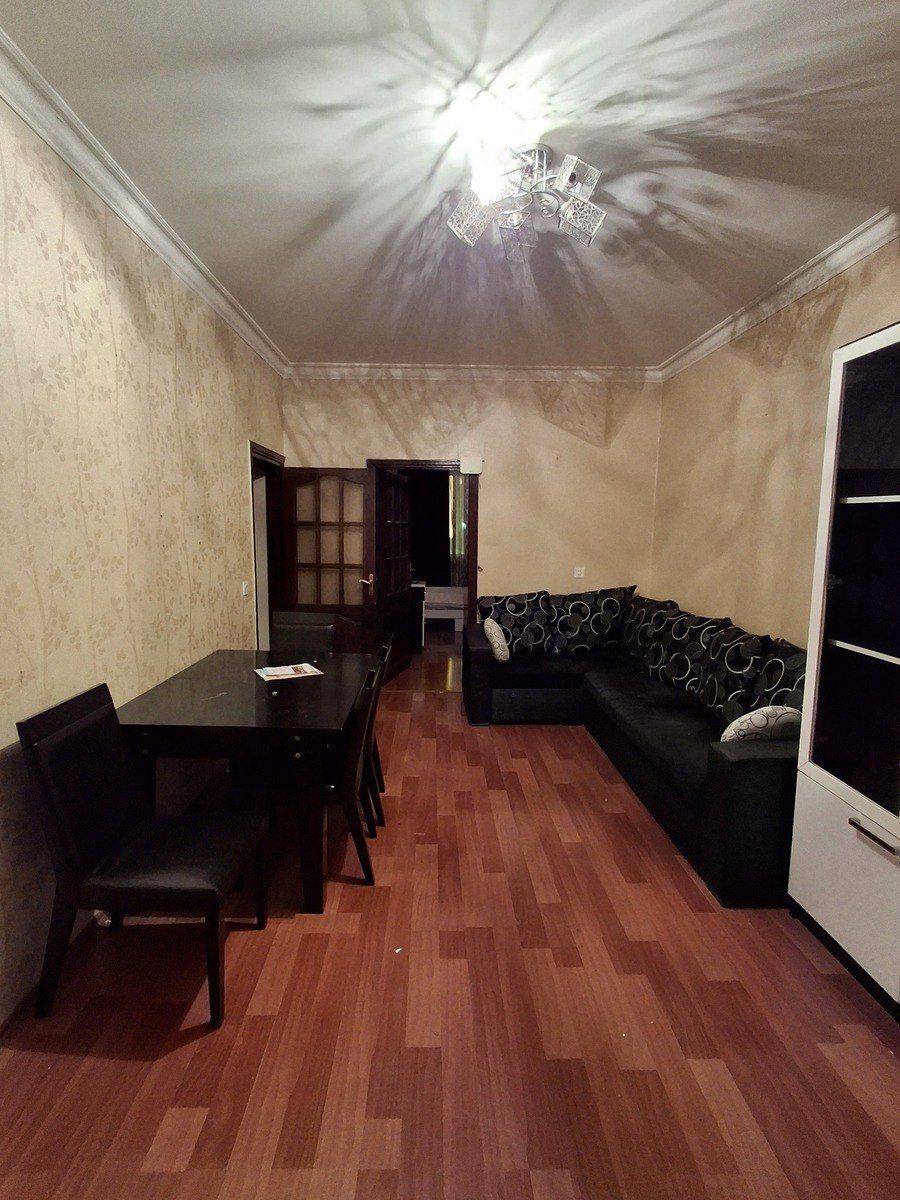 Satılır 2 otaqlı köhnə tikili 50 m² — Mənzil, Bakı (3)
