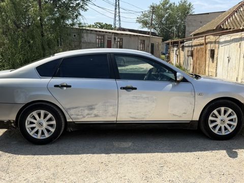 Nissan Teana: 2.3 l 2003 il Sedan — Bakı