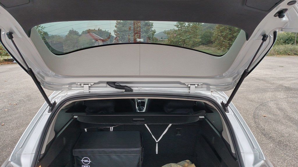 Opel Astra, 1.4 L, 2011 il, 238 000 km — Avtomobillər, Qusar (8)
