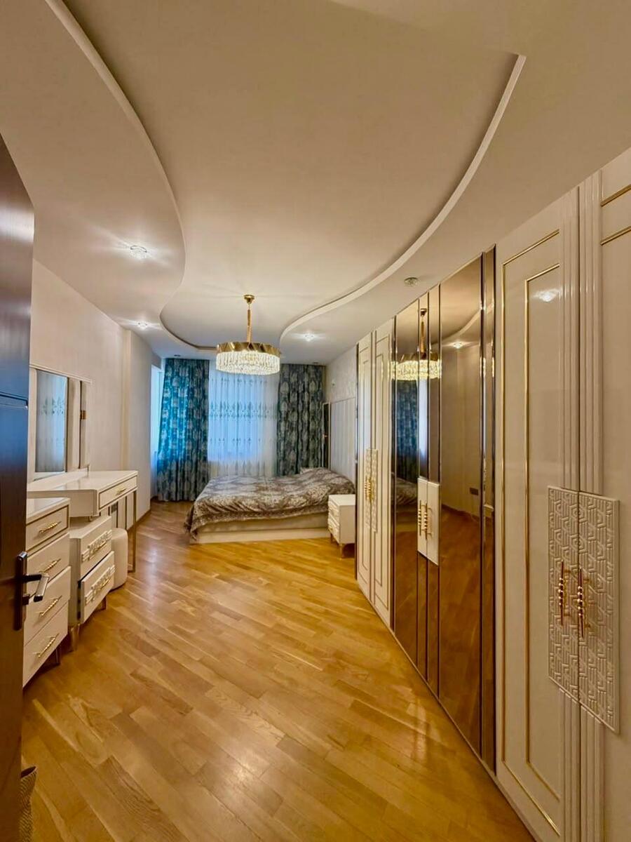 Satılır 3 otaqlı yeni tikili 140 m² — Mənzil, Bakı (2)