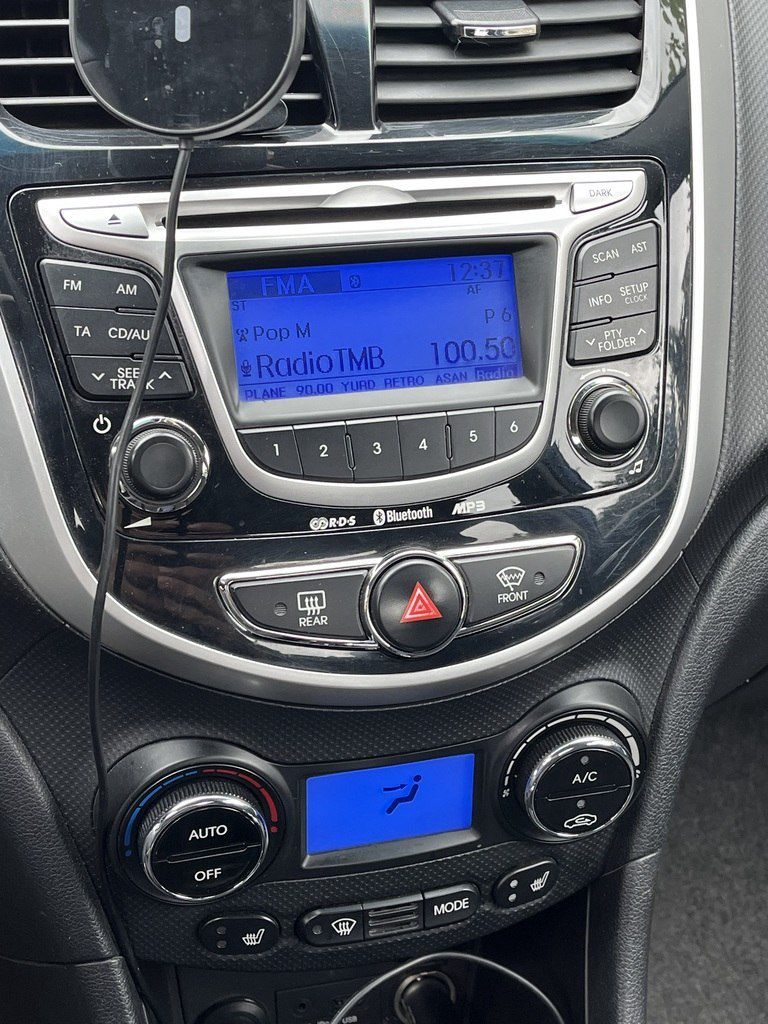 Hyundai Accent, 1.6 L, 2012 il, 85 800 km 99-FR-898 — Avtomobillər, Bakı (8)