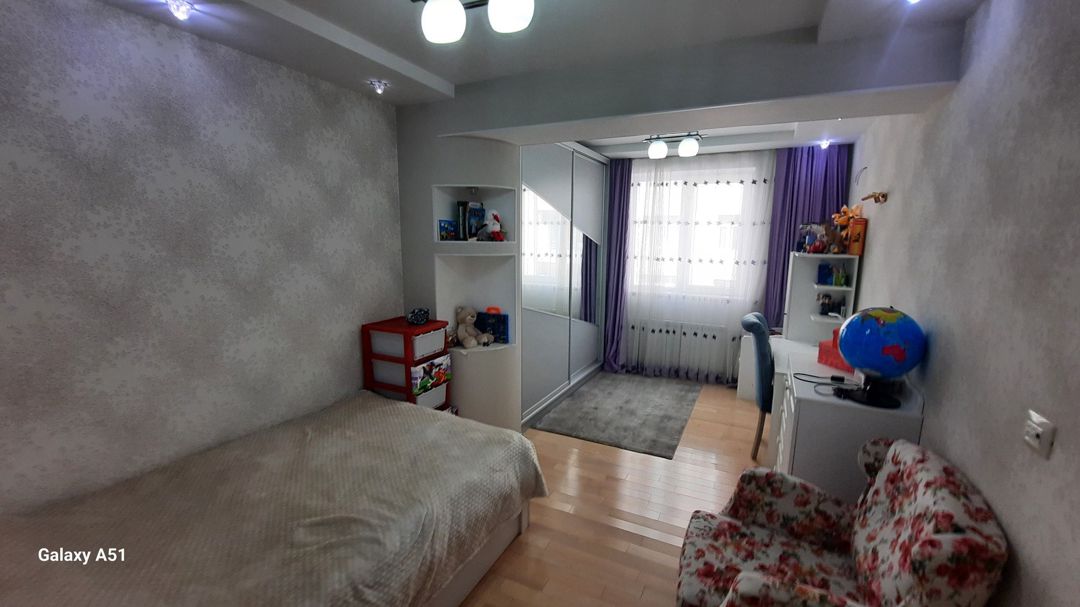 Satılır 3 otaqlı köhnə tikili 100 m² — Mənzil, Bakı (6)