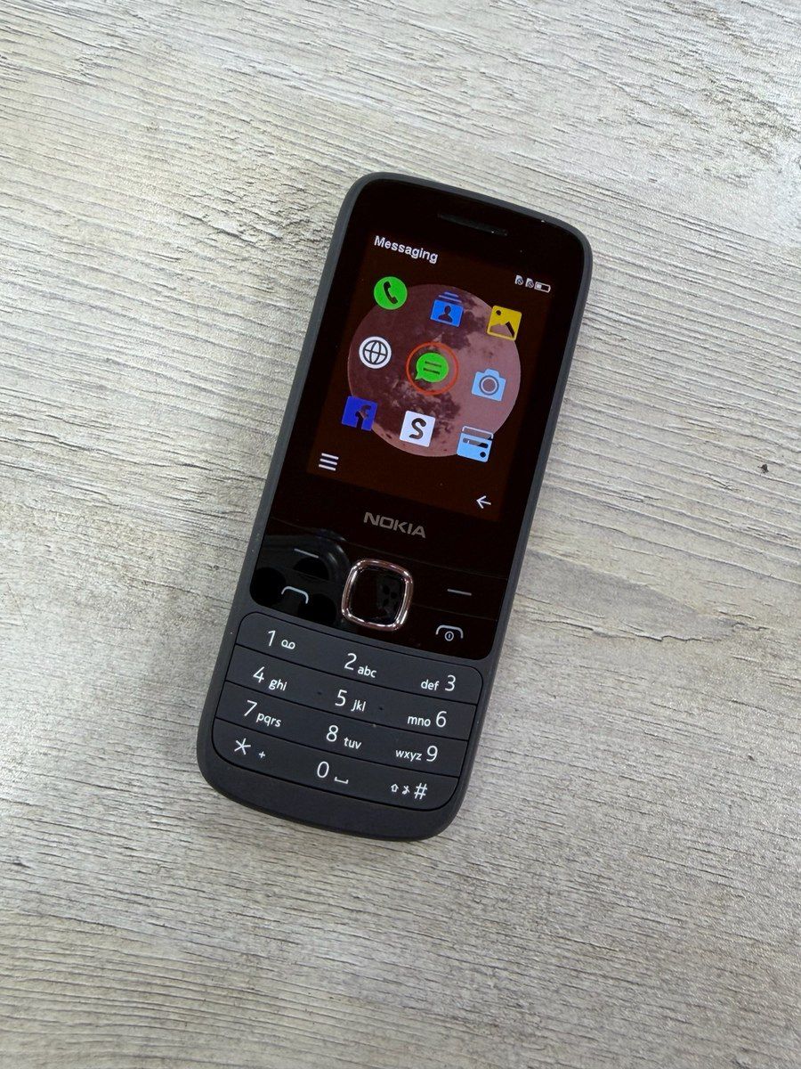 Nokia 225 4G Black — Smartfonlar, Bakı (2)