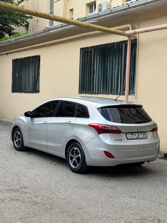 Hyundai i30, 1.6 L, 2013 il, 232 000 km 77-LA-135 — Avtomobillər, Bakı (2)