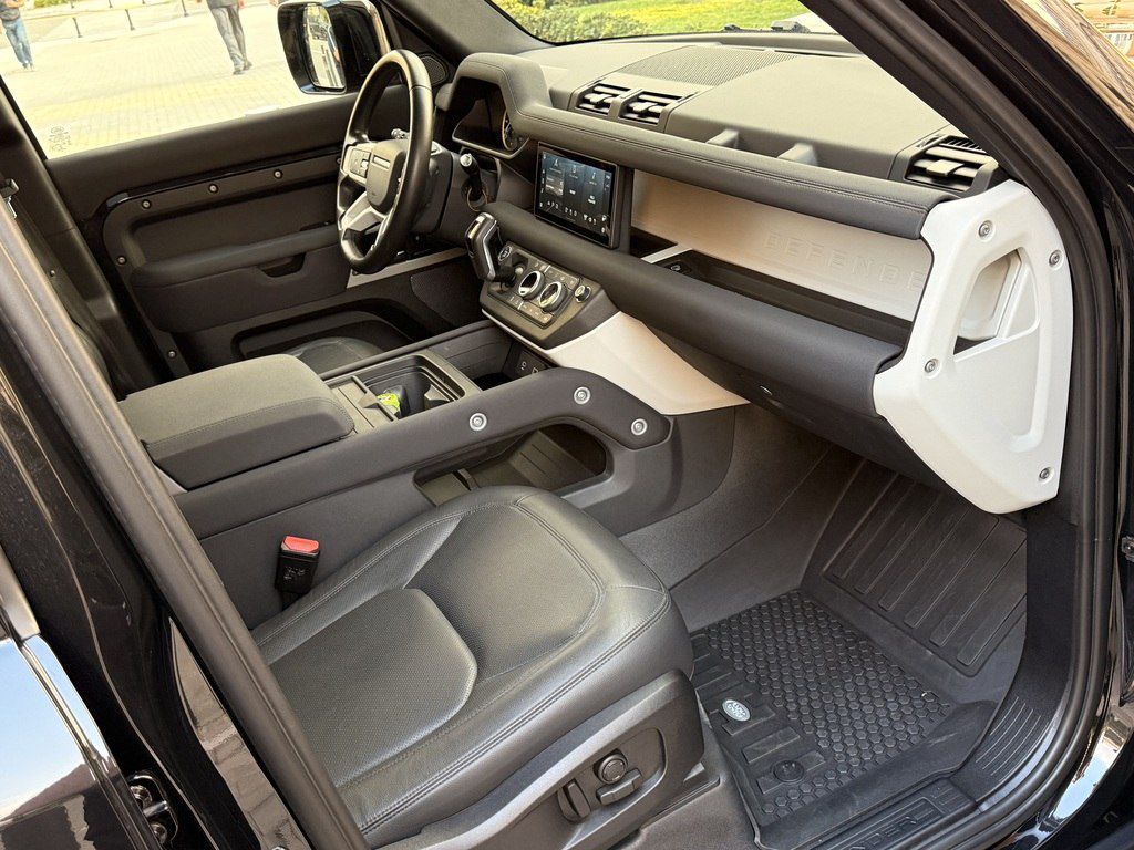 Land Rover Defender, 2.0 L, 2022 il, 49 000 km — Avtomobillər, Bakı (10)