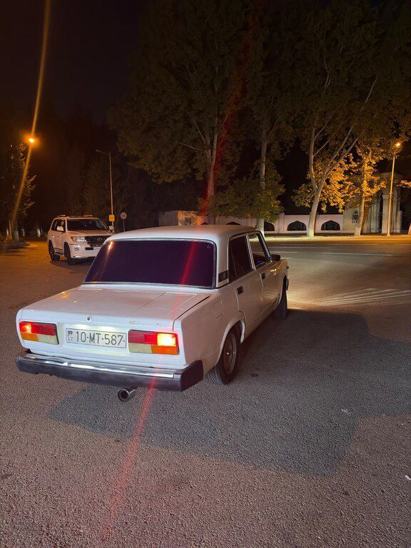 Lada (VAZ) 2107, 1.6 L, 2004 il, 256 000 km 10-MT-587 — Avtomobillər, Mingəçevir (2)