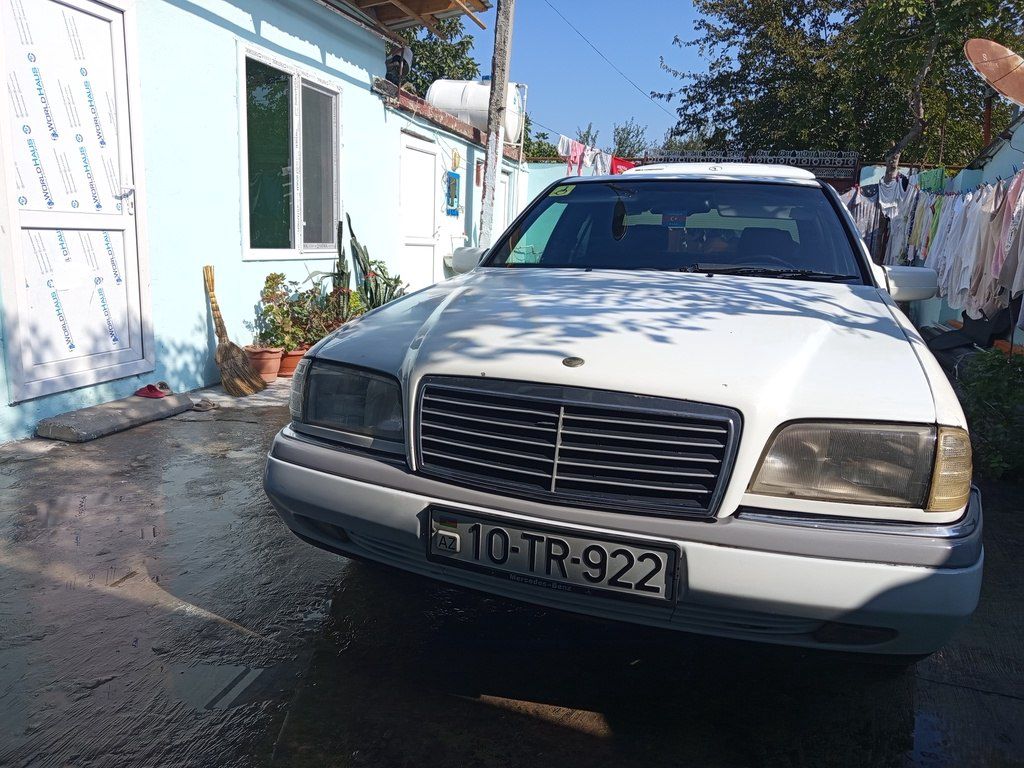 Mercedes C 250, 2.5 L, 1995 il, 880 000 km 10-TR-922 — Avtomobillər, Beyləqan (8)