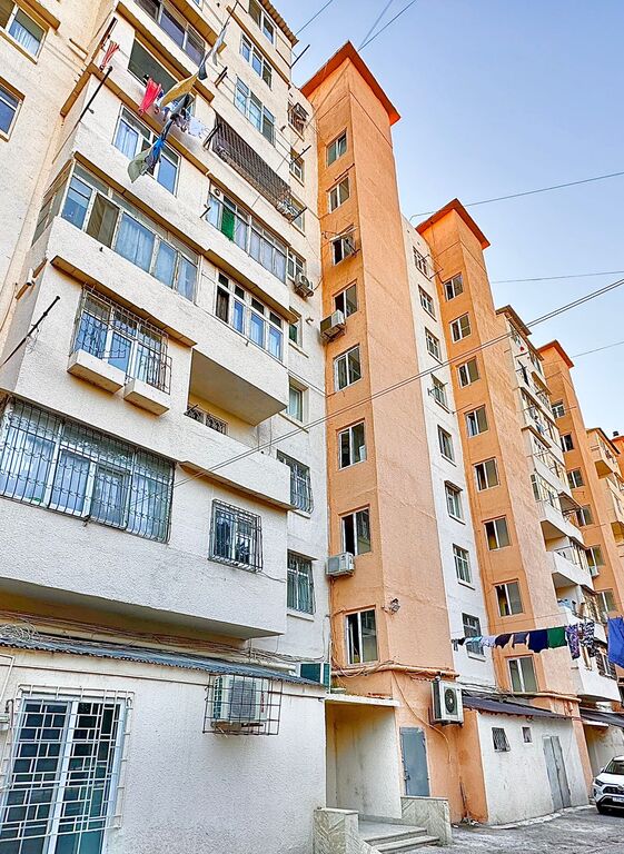 Satılır 3 otaqlı köhnə tikili 75 m² — Mənzil, Bakı
