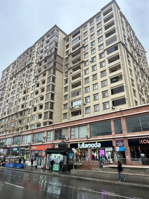 İcarəyə verilir 1 otaqlı yeni tikili 65 m² — Квартира