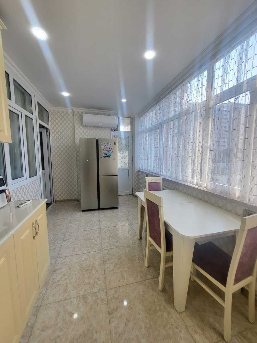 İcarəyə verilir 4 otaqlı yeni tikili 150 m² — Mənzil, Bakı (7)
