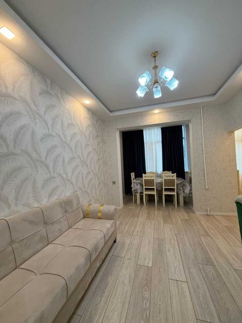 Satılır 2 otaqlı köhnə tikili 58 m² — Bakı