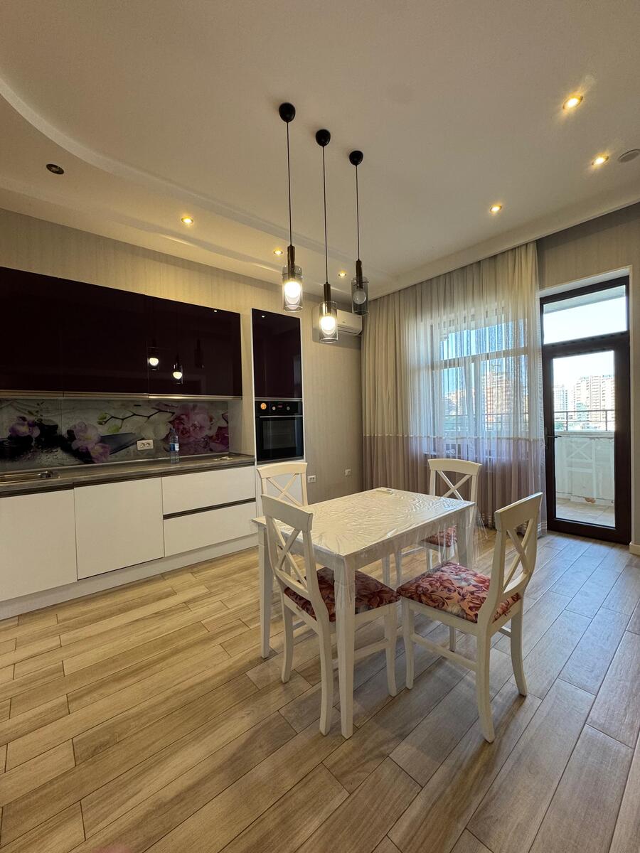 İcarəyə verilir 3 otaqlı yeni tikili 140 m² — Mənzil, Bakı (7)