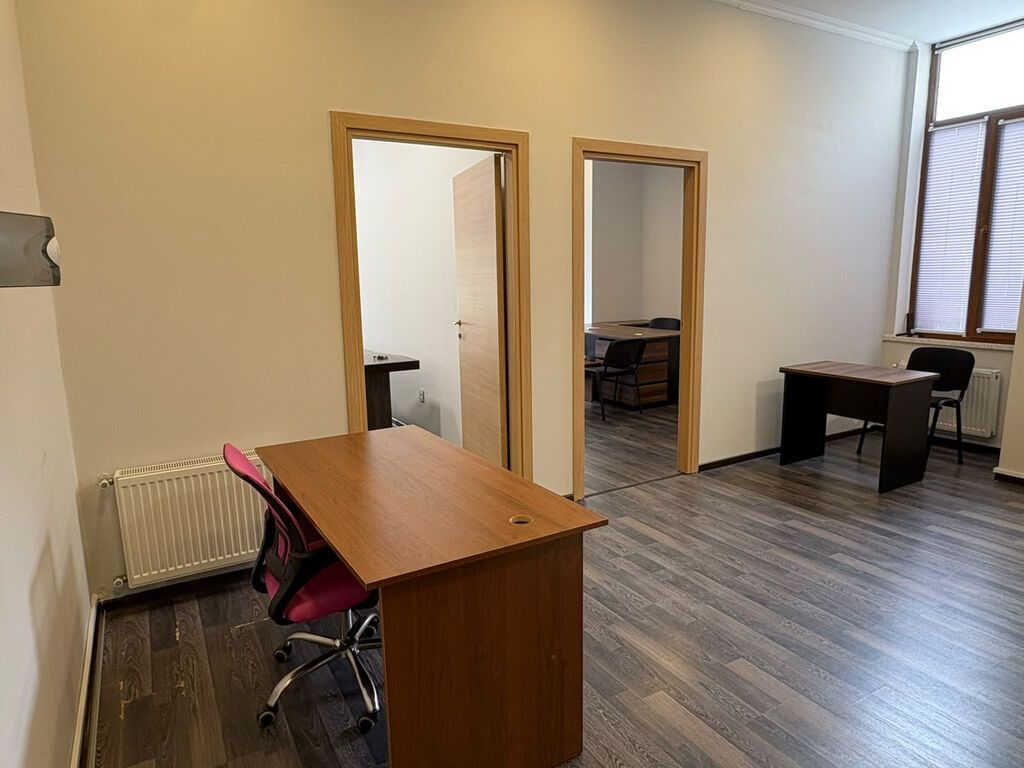 Nərimanovda, Təbriz Küçəsində "Estal" Binada 75 m² 3 Otaqlı Obyekt — Ofis, Bakı (3)