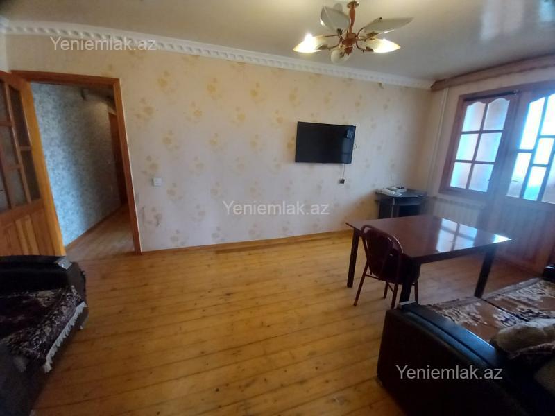 Satılır 2 otaqlı Bina evi menzil (Köhnə tikili), 50 m², 5-ci mikrorayon — Mənzil, Sumqayıt (3)