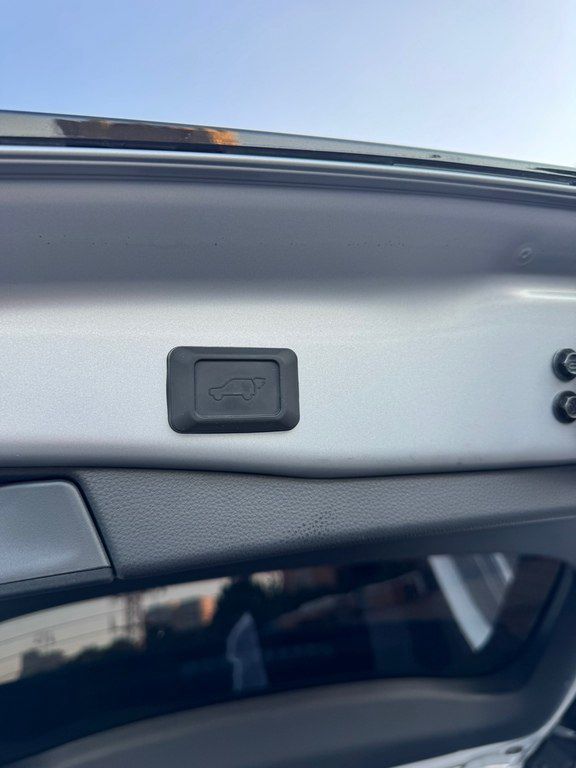Toyota RAV4, 2.5 L, 18.1 kWh, 2023 il, 44 000 km — Avtomobillər, Bakı (10)