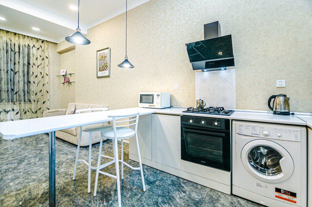 2-otaqlı yeni tikili kirayə verilir, 28 May m., 100 m² — Mənzil, Bakı (10)