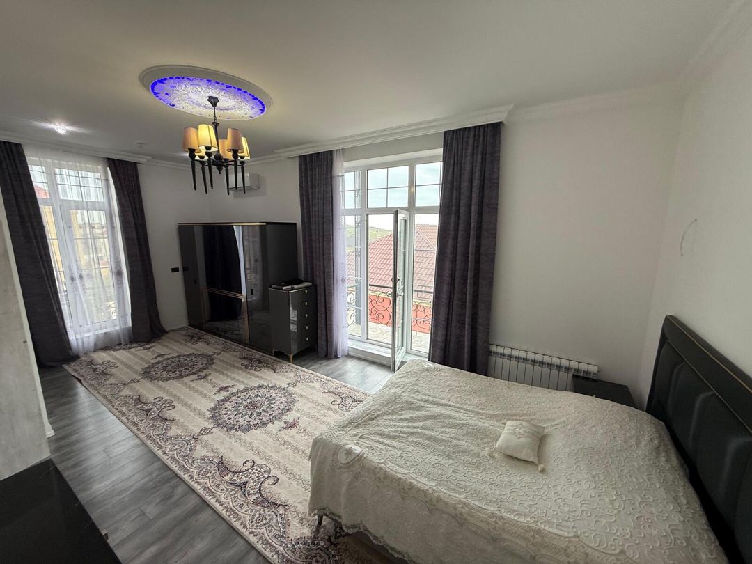 Satılır 7 otaqlı həyət evi/bağ evi 350 m² — Ev, villa, Bakı (8)