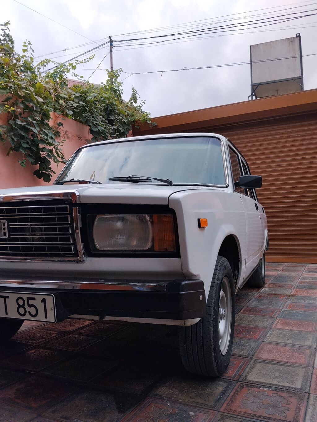 Lada 2107, ağ rəng, sedan. maşın idealdır. heçbir xərc tələb 77-OT-851 — Avtomobillər, Masazır (4)